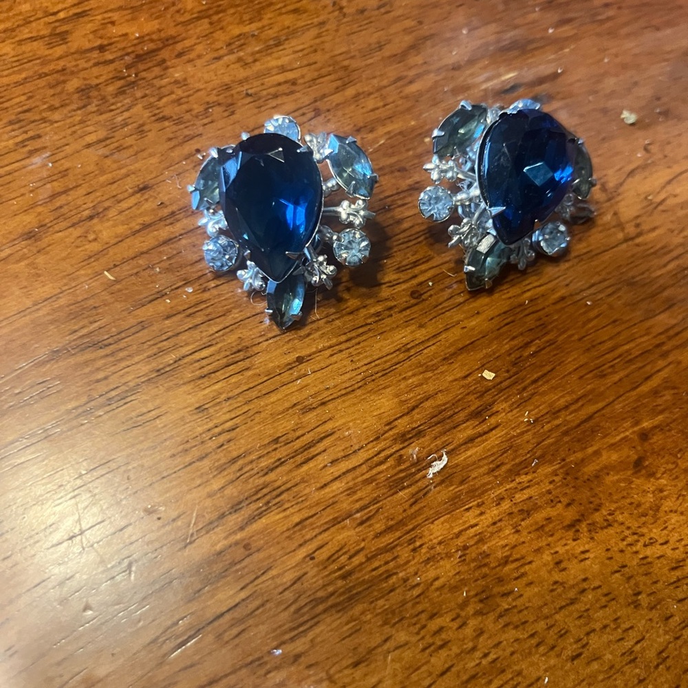 Vtg Saphire and CZ Earings